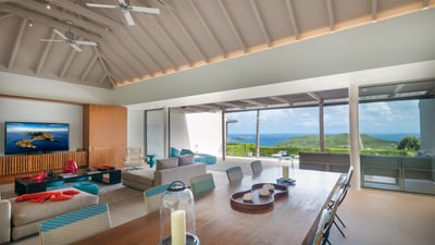 Luxury Villa Photo #8