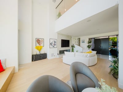 Luxury Villa Photo #32