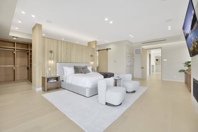 Luxury Villa Photo #45