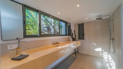 Luxury Villa Photo #50