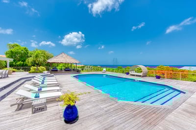 Luxury Villa Photo #12