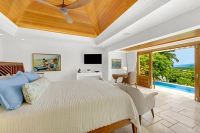 Luxury Villa Photo #10