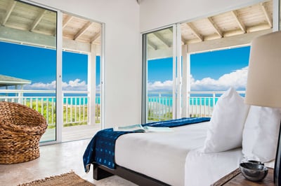 Luxury Villa Photo #7