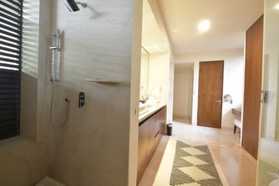 Luxury Villa Photo #41