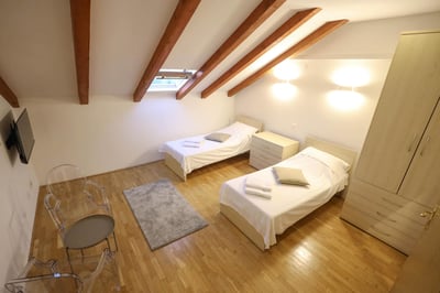 Luxury Villa Photo #49