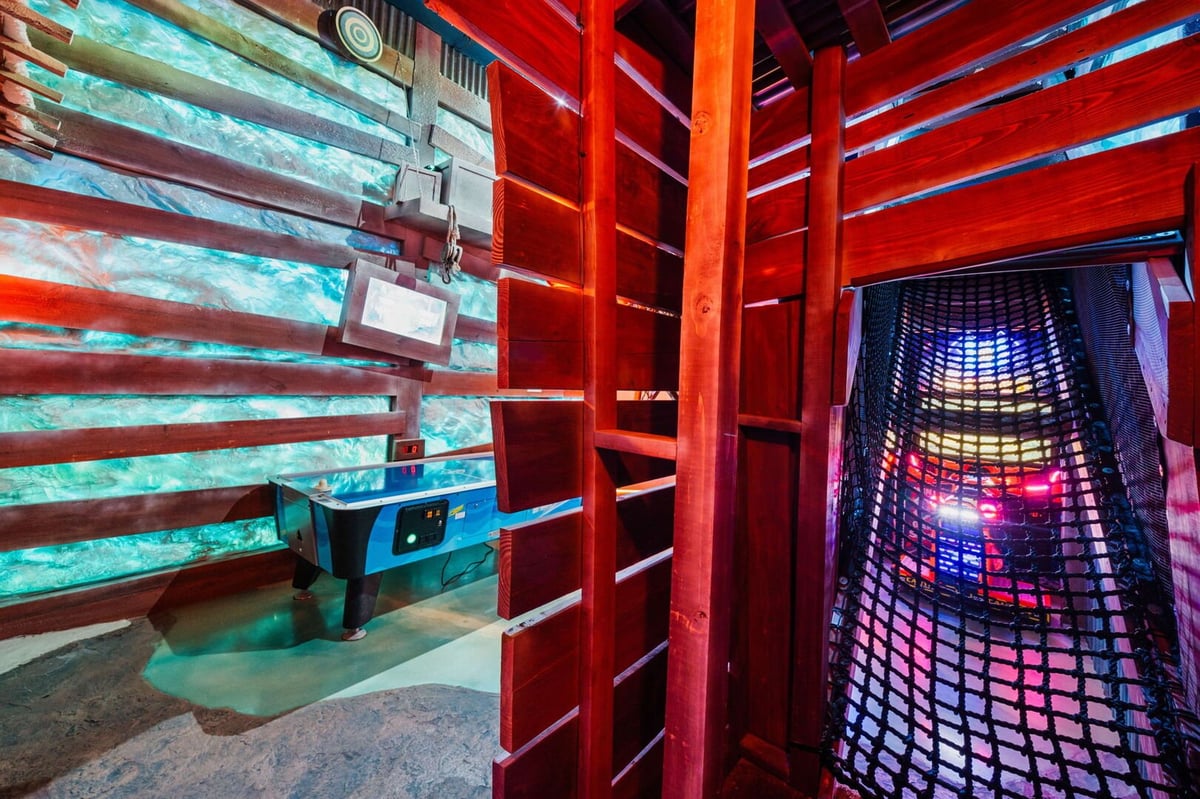 Majestic Mirage Estate