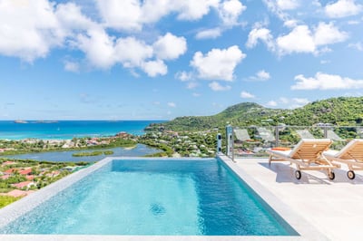 Luxury Villa Photo #2