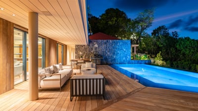 Luxury Villa Photo #8