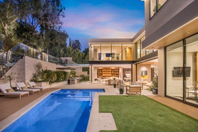Luxury Villa Photo #5
