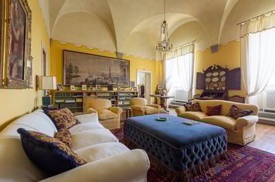 Luxury Villa Photo #7