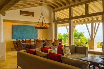 Luxury Villa Photo #29