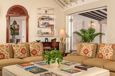 Luxury Villa Photo #6