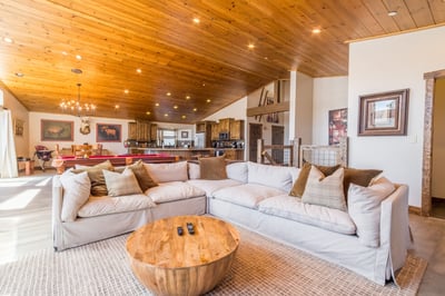 Luxury Villa Photo #12