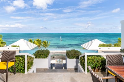 Luxury Villa Photo #7