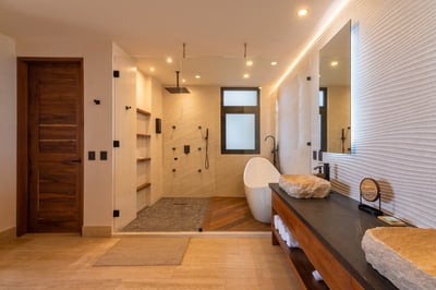 Luxury Villa Photo #57