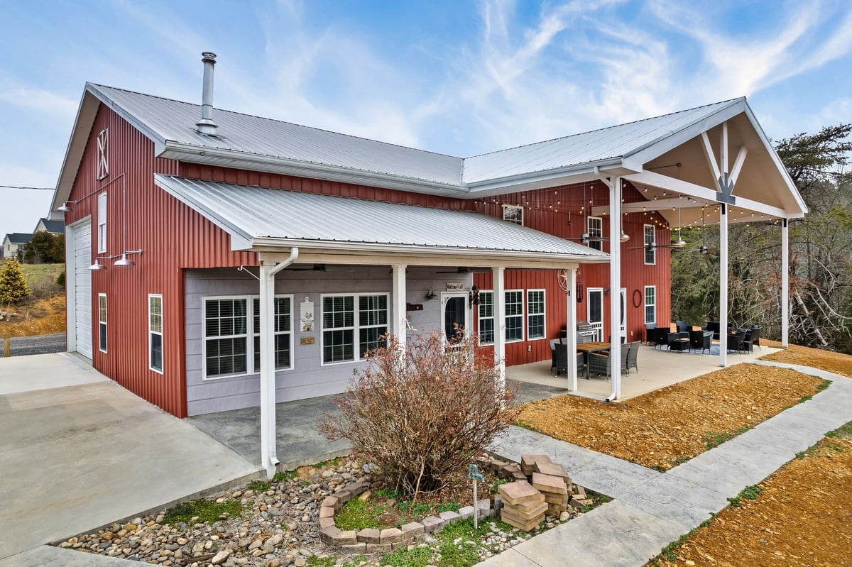 Big Red Barn villa rental - 1