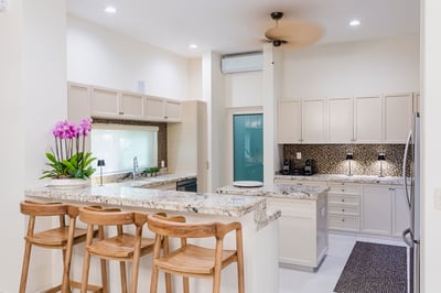 Luxury Villa Photo #16