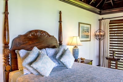 Luxury Villa Photo #16