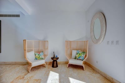 Luxury Villa Photo #13