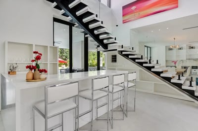 Luxury Villa Photo #20