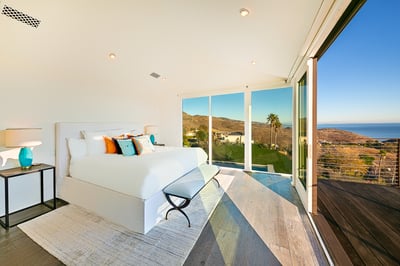 Luxury Villa Photo #37