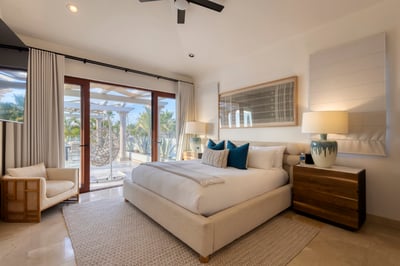 Luxury Villa Photo #50