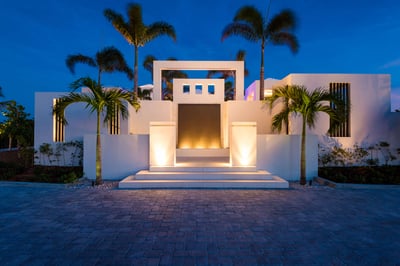 Luxury Villa Photo #10