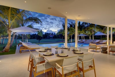 Luxury Villa Photo #15