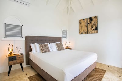 Luxury Villa Photo #29