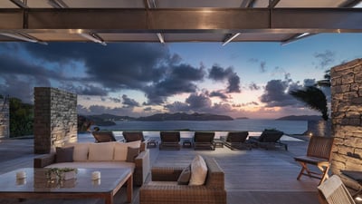 Outdoor Lounge
