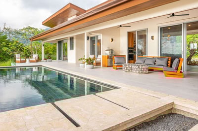Luxury Villa Photo #4