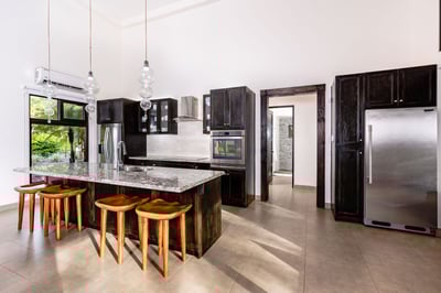 Luxury Villa Photo #11