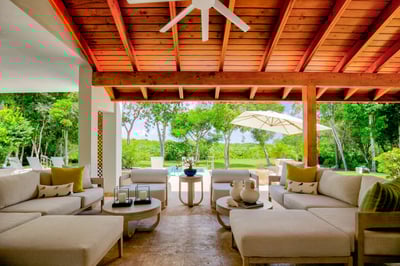 Luxury Villa Photo #11