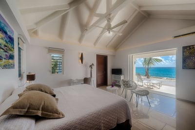 Luxury Villa Photo #26