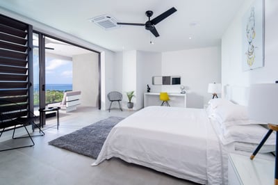 Luxury Villa Photo #14