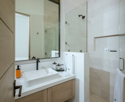 Luxury Villa Photo #37