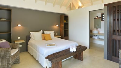 Luxury Villa Photo #16