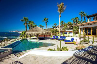 Luxury Villa Photo #6