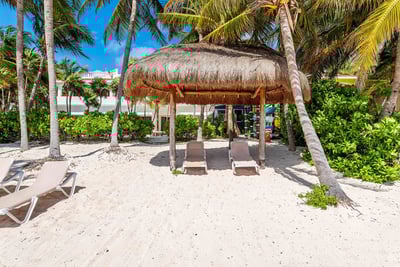 Luxury Villa Photo #11