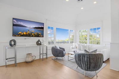 Luxury Villa Photo #30