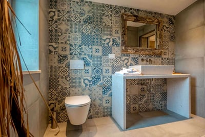 Luxury Villa Photo #32