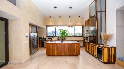Luxury Villa Photo #21