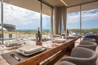 Luxury Villa Photo #18