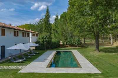 Luxury Villa Photo #4