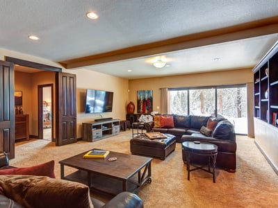 Luxury Villa Photo #11
