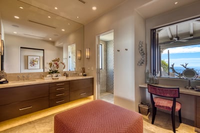 Luxury Villa Photo #48