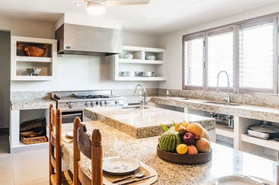 Luxury Villa Photo #24
