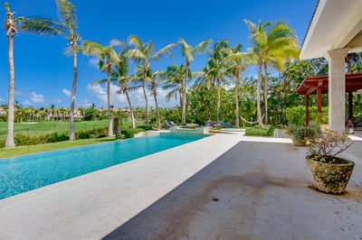 Luxury Villa Photo #7