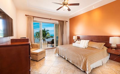 Luxury Villa Photo #8