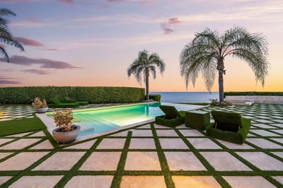 Luxury Villa Photo #7